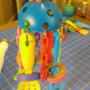Parrot \ Bird Hanging Toy