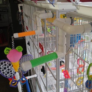 Parrot Cage Perch Play Gym Perch. 1/2
