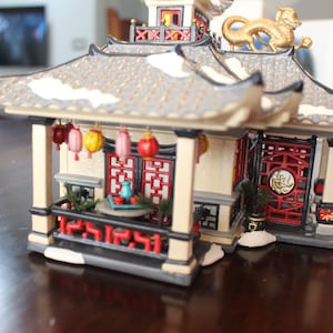 Department 56 Lucky Dragon Restaurant