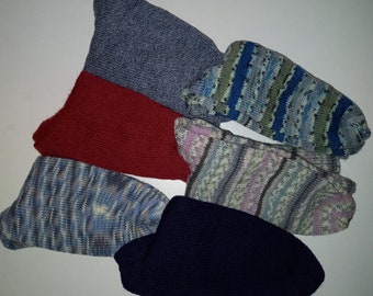 Gestrickte Socken blau/grau/rot/rosa Gr. 42