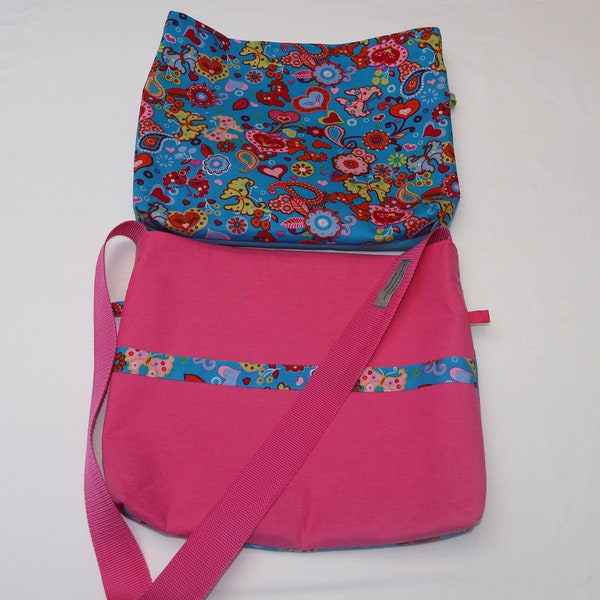 NEU!!! Flötentasche, Klaviertasche, DIN A4  in 4 verschiedene Farben:  Magenta, Rot, Rosa und Grün. Rückseite in Türkis gemuster