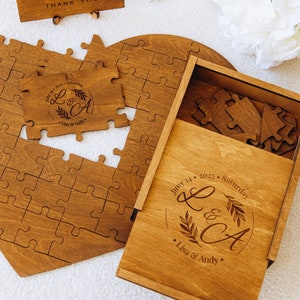 Personalisiertes Holzpuzzle-Gästebuch mit Box: Hochzeitsjubiläums-Andenken