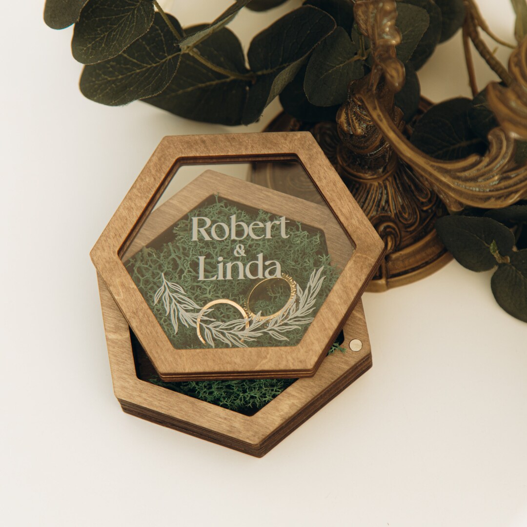 Zopmopae Boîte à Bague Hexagonale Transparente En Acrylique Personnalisée, Boîte à Bague De Mariage, Support De Bague De Fiançailles, Boîte à Bijoux Gravée Personnalisée, Boîte à Bijoux Pour