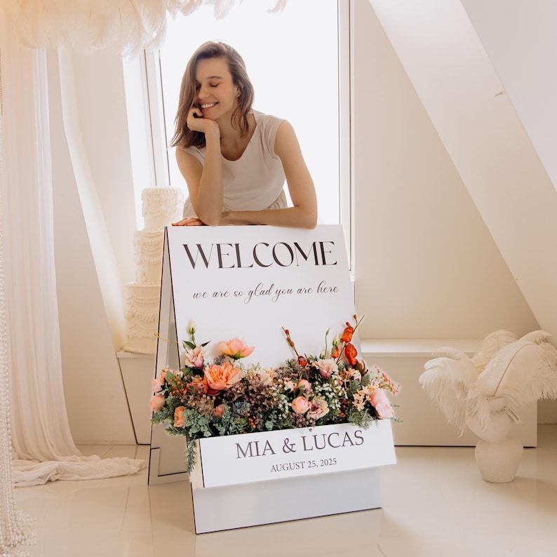 Personalized Wedding Welcome Sign With Flower Box: Boho Floral Decor - Etsy