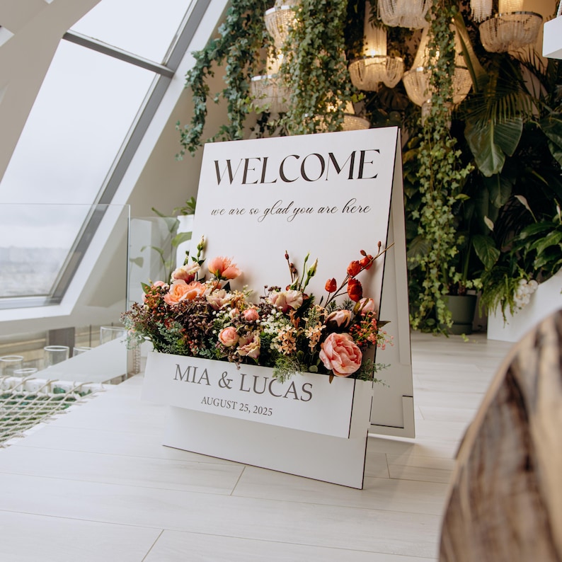 Personalized Wedding Welcome Sign With Flower Box: Boho Floral Decor - Etsy
