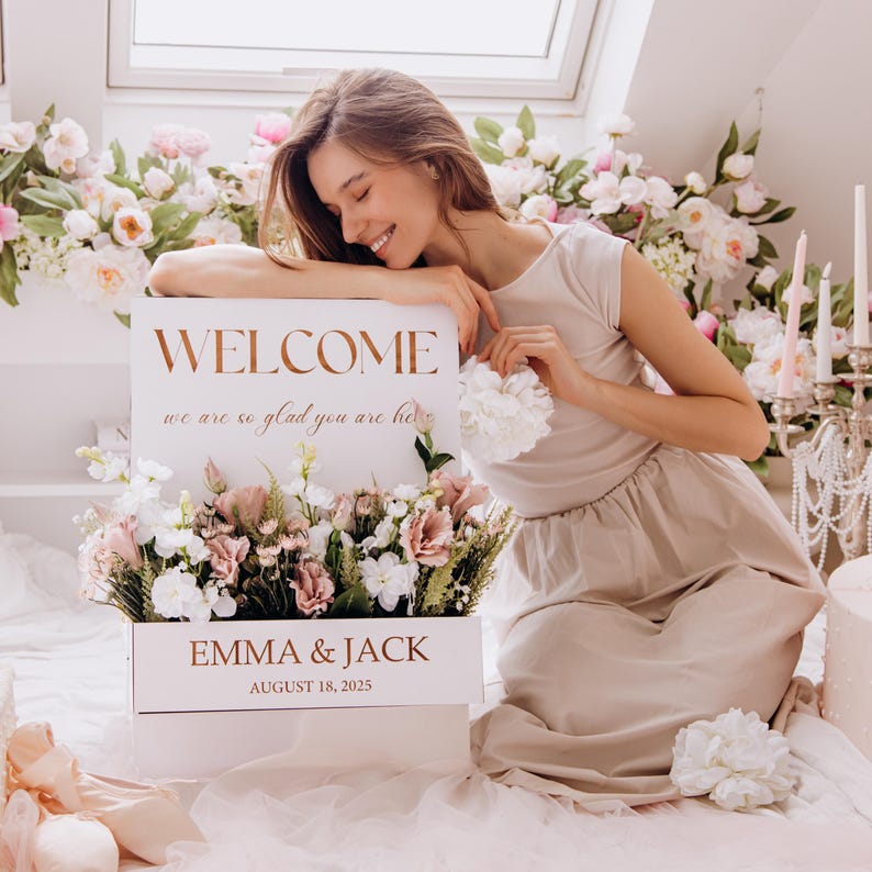 Personalized Wedding Welcome Sign With Flower Box: Boho Floral Decor - Etsy