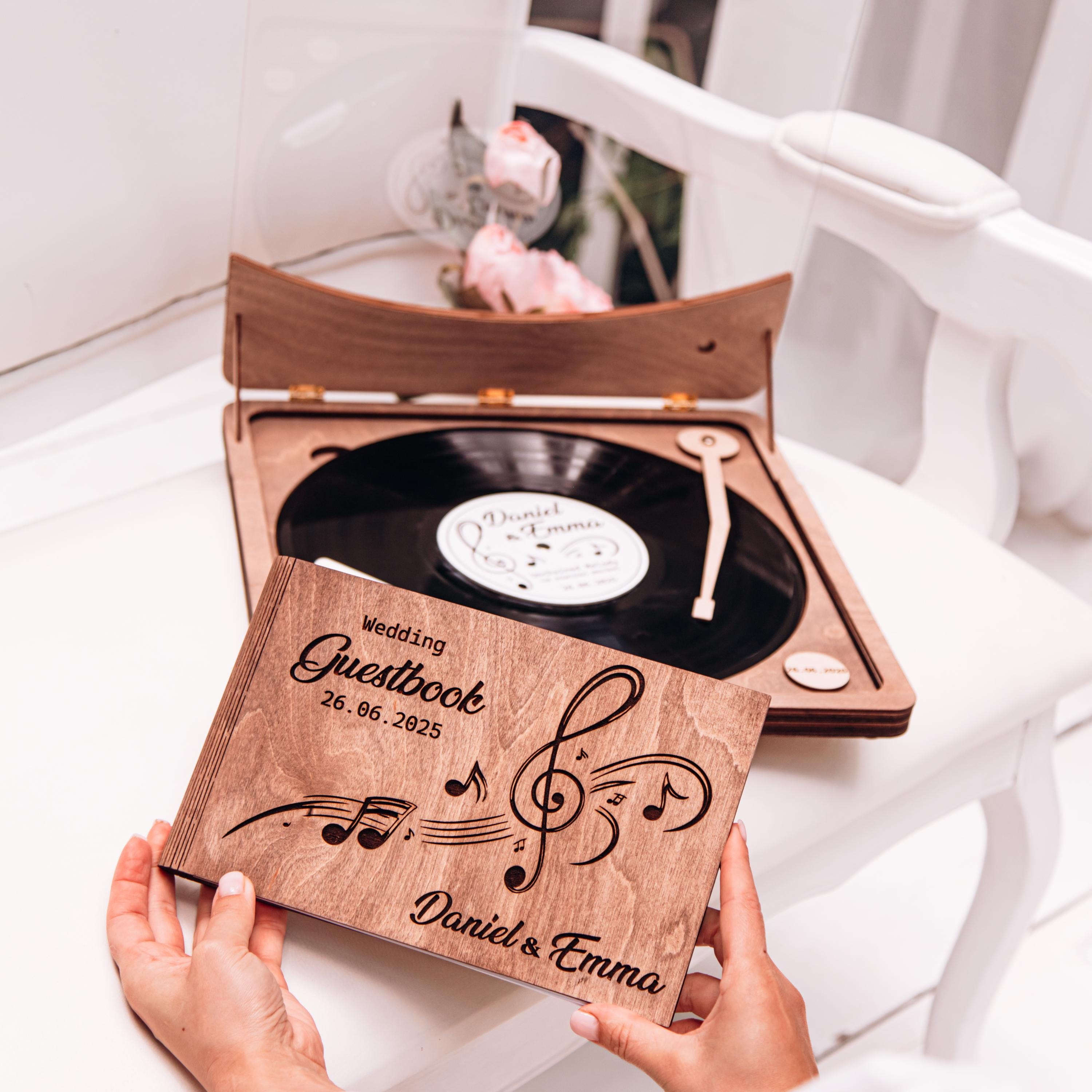 パーソナライズされたビニールレコードの結婚式のゲストブック：音楽を