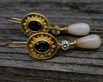 brilliant earrings made with diamonds, opal and Turmaline