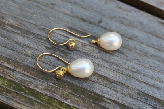 Boucles D'Oreilles Or Blanc 14ct (585) Avec Perle D'Eau Douce Et Diamant - Neuf