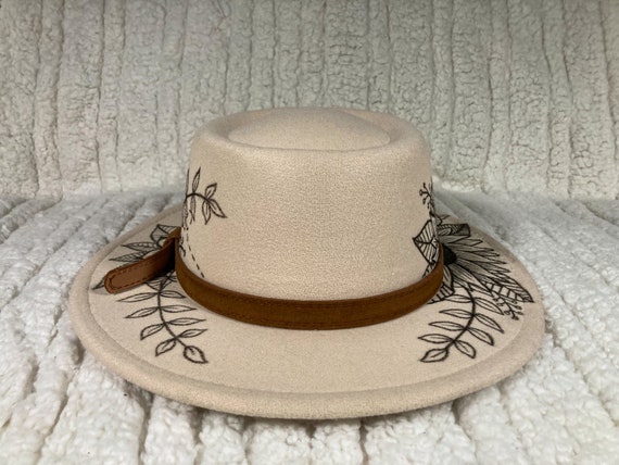 Hand Painted Mexican Monarch Butterfly Panama Hat | Artisan Straw Hat | Boho Hand-painted Hat from Mexico - Butterflies - Straw, Red  main image 4