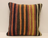 Vintage Throw pillow cover 18x18 in ( 45x45 cm) Turkish kilim Pillow Minimalist Cushion cover Sofa pillows 4k4bf-673