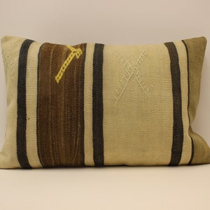 Cuscino Kilim etnico, cuscino kilim turco 16x24, kilim vintage, cuscino da tiro, cuscino tribale Boho, rivestimento del cuscino kilim, decorazioni per la casa 4kaf-641