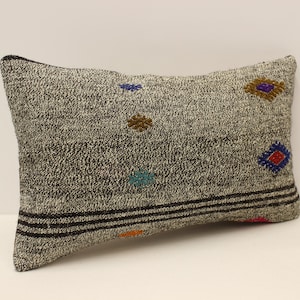Cuscino ricamato, 12x20 Kilim Pillow Cover, Cuscino decorativo del divano, Cuscino autentico, Fodera per cuscino, Cuscino per cuscino vintage, 4oef-2119