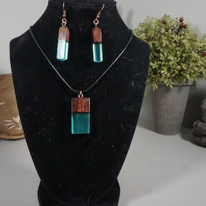 Blue Clear and Exotic Wood Earring and Pendant Set