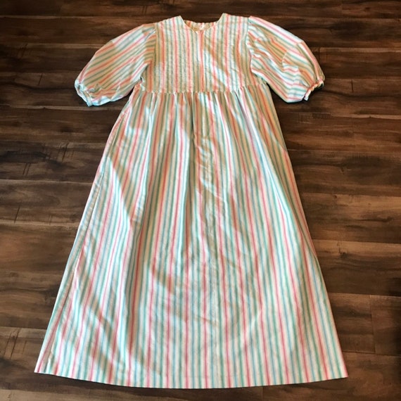 Circa 1950's Saks Fifth Avenue Seersucker Housecoa