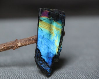 1.85, Blue Spectrolite Finnish REAL Authentic from Finland! Spectrolite cabochon Ylamaa Design by Freakenfru Dmitrii Danilov Labradorite