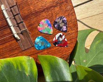Ukulele Picks- Ukulele Wednesdays Singapore Hula girl