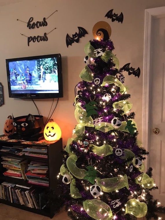 Nightmare Before Christmas Tree Topper Black and Yellow Glitter