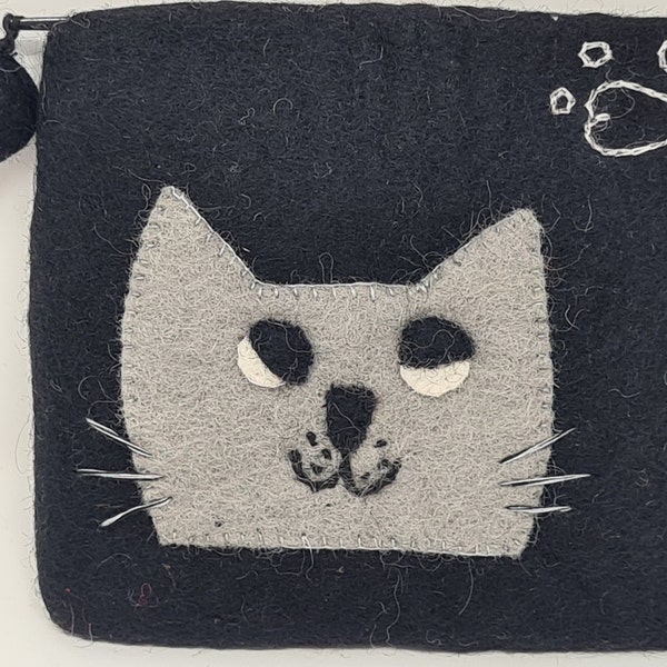 Handmade Cat Face Felt Purse, handfelted made in Nepal, coinpurse, gift for her, moneybag, small coin purse, pouch, money pouch, black color