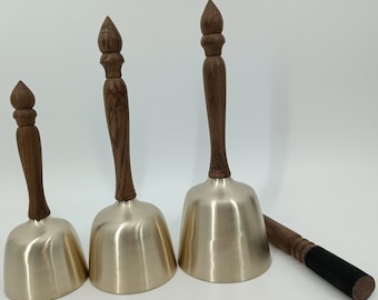Handled Singing Bowl: Tibetan Bell for Sound Healing, Cleansing