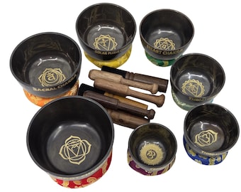 7 Chakra Singing Bowl Set – Handcrafted Tibetan Bowls for Meditation