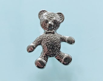 Teddy-Knopf, Teddybär aus Metall mit Öse 27mm hoch