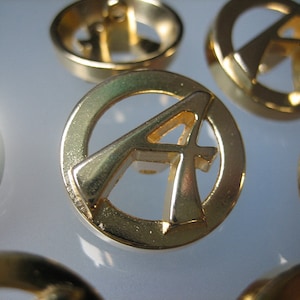 Boutons en métal doré avec lettre « A » - taille au choix - 15 mm, 20 mm ou 23 mm