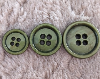 7x beautiful plastic buttons - olive green - 3 sizes 20 mm to 29 mm / buttons