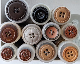 5x leather buttons each, smooth leather, leather, 4-hole - various to choose from