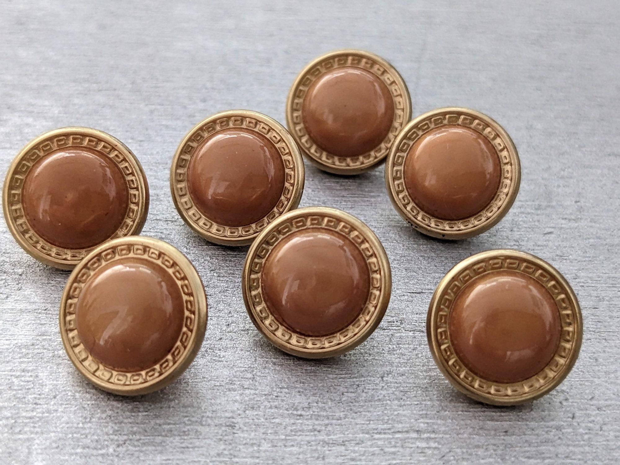 Burberry buttons - Etsy 日本