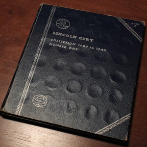 Whitman Coin Folder Lincoln Cent Collection 1909 to 1940 Number One No 9004 Coins Not Included Lot E39