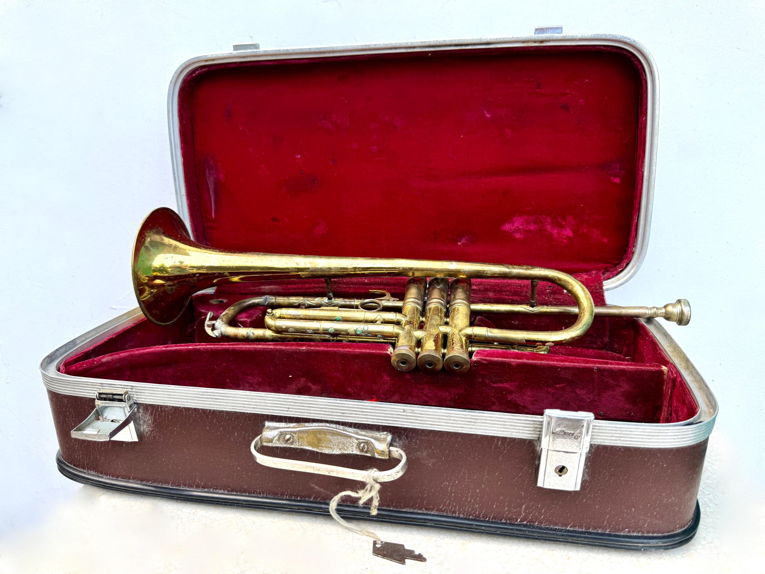 Vintage trumpet case - Etsy 日本
