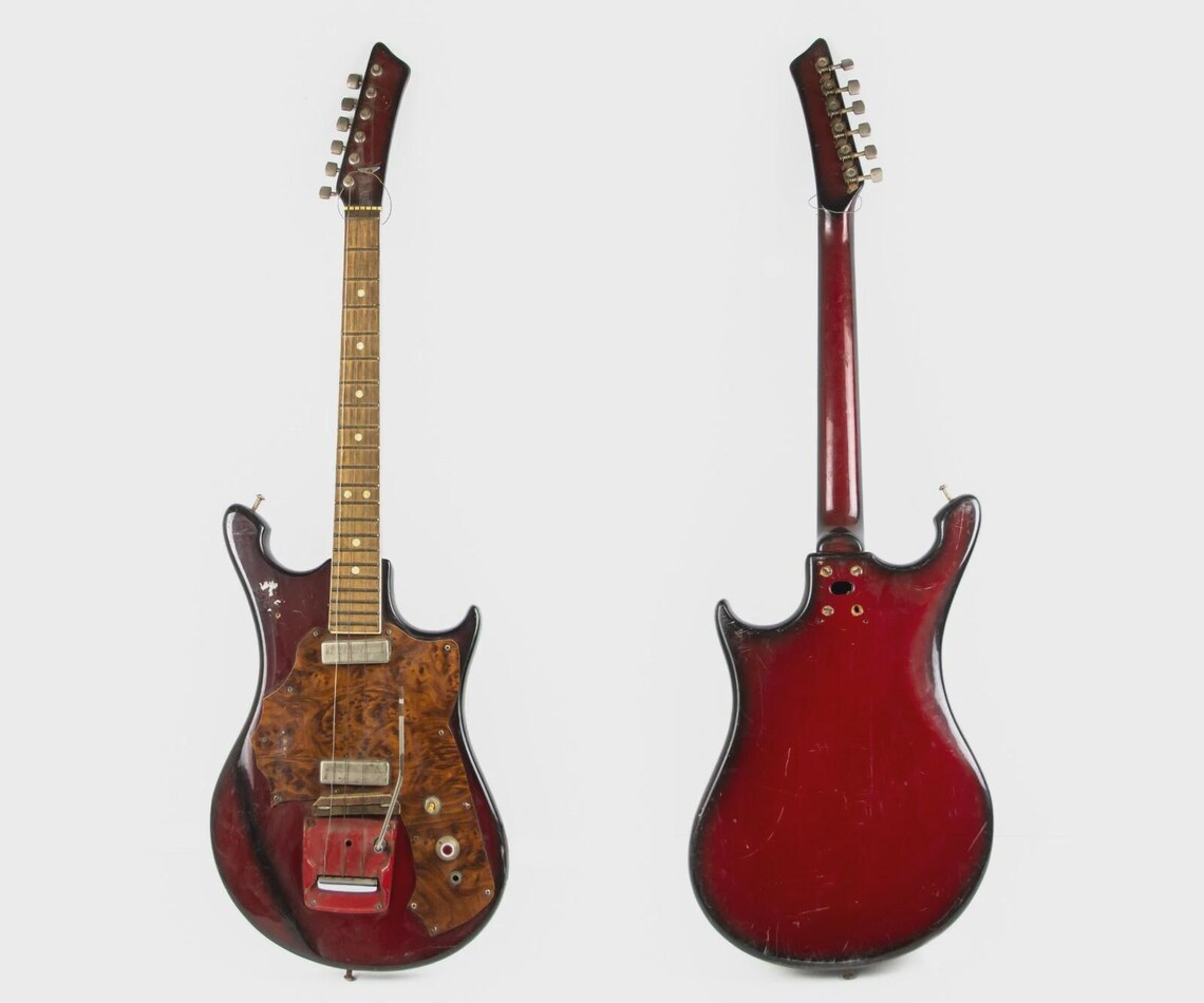 Vintage Soviet Ural Electric Guitar USSR 6 String 1980s Retro, foto 1 di 5