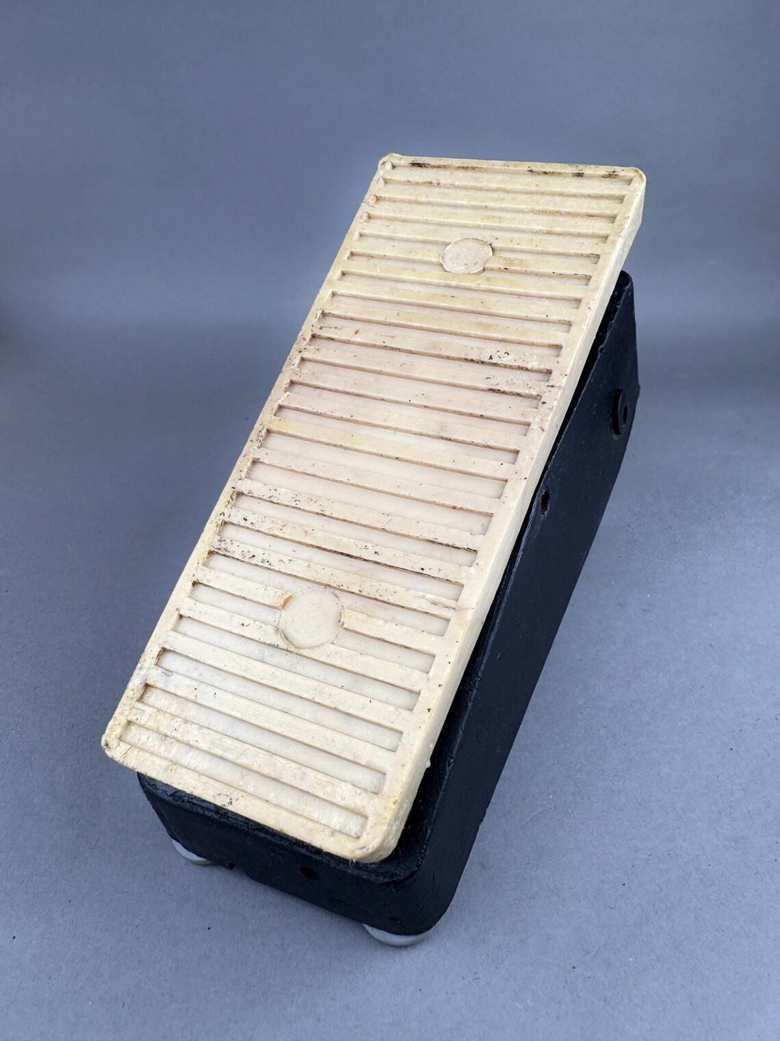 Soviet Wah Wah Pedal Vintage USSR Guitar Synth Effect Expression Pedal Serviced 9V, photo 2 of 5