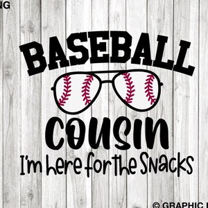 Primo de beisebol Svg Png, Cousin Crew Svg, Sunnies Primo de beisebol Png, Só aqui para os lanches, Camisa de primo de beisebol Iron On Png