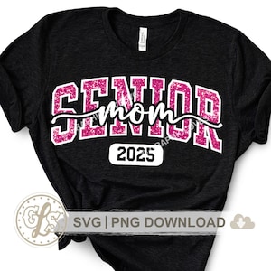 Mamá mayor 2025 Svg Png, Camiseta de graduación para planchar en Png, Clase de 2025 Svg, Mamá mayor 2025 Sublimación Png, Oro brillante rosa