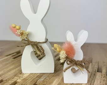 Raysin Hase mit Trockenblumen - Osterdeko