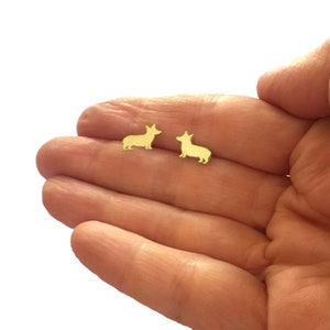 Corgi Earrings - 14K Gold Plated Silver Stud Earrings, Dog Lover Jewelry Gift |LINE