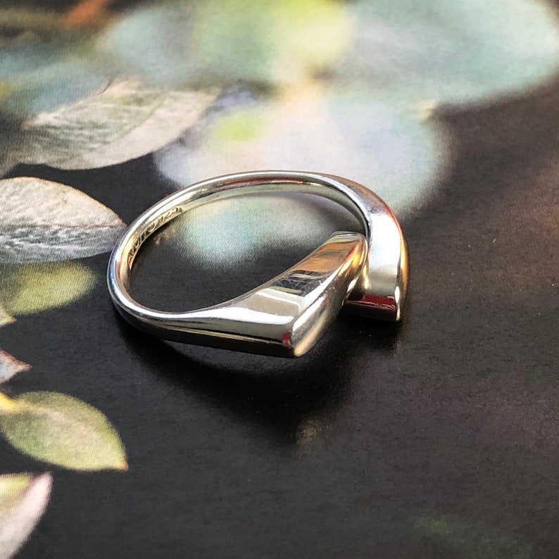 925 Sterling Silver Irregular Shaped Modernist Minimal Ring Avon Sz Q Vintage