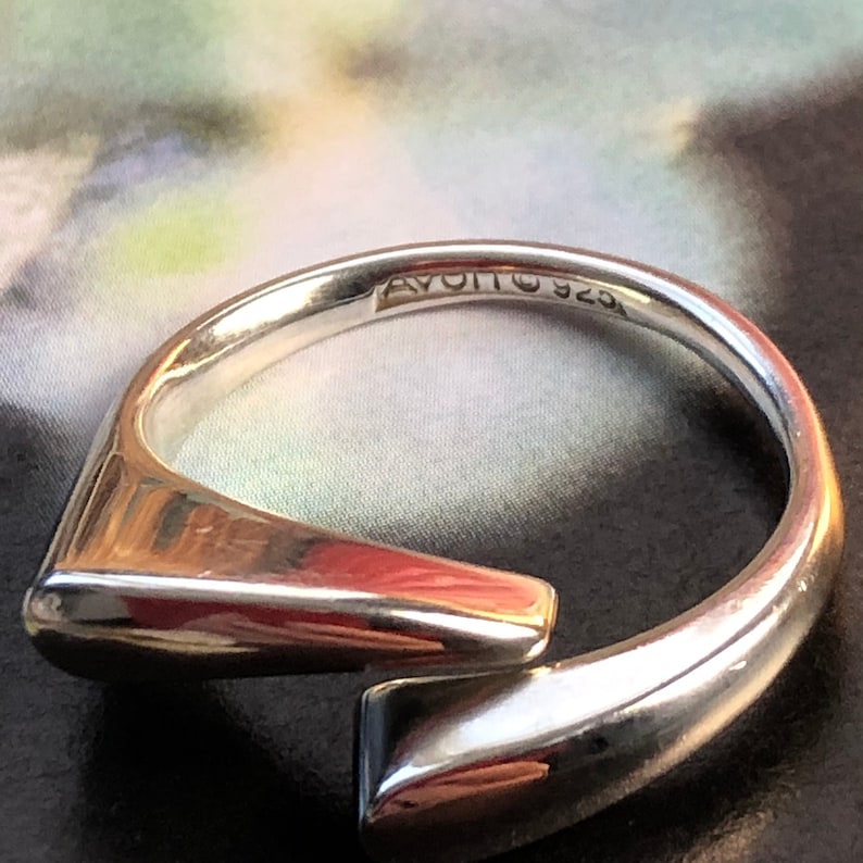 925 Sterling Silver Irregular Shaped Modernist Minimal Ring Avon Sz Q Vintage