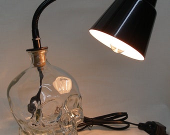 Magnum 1.7L Bottle Flexible Gooseneck Crystal Head Glass Skull Faced Decanter Desk Lamp