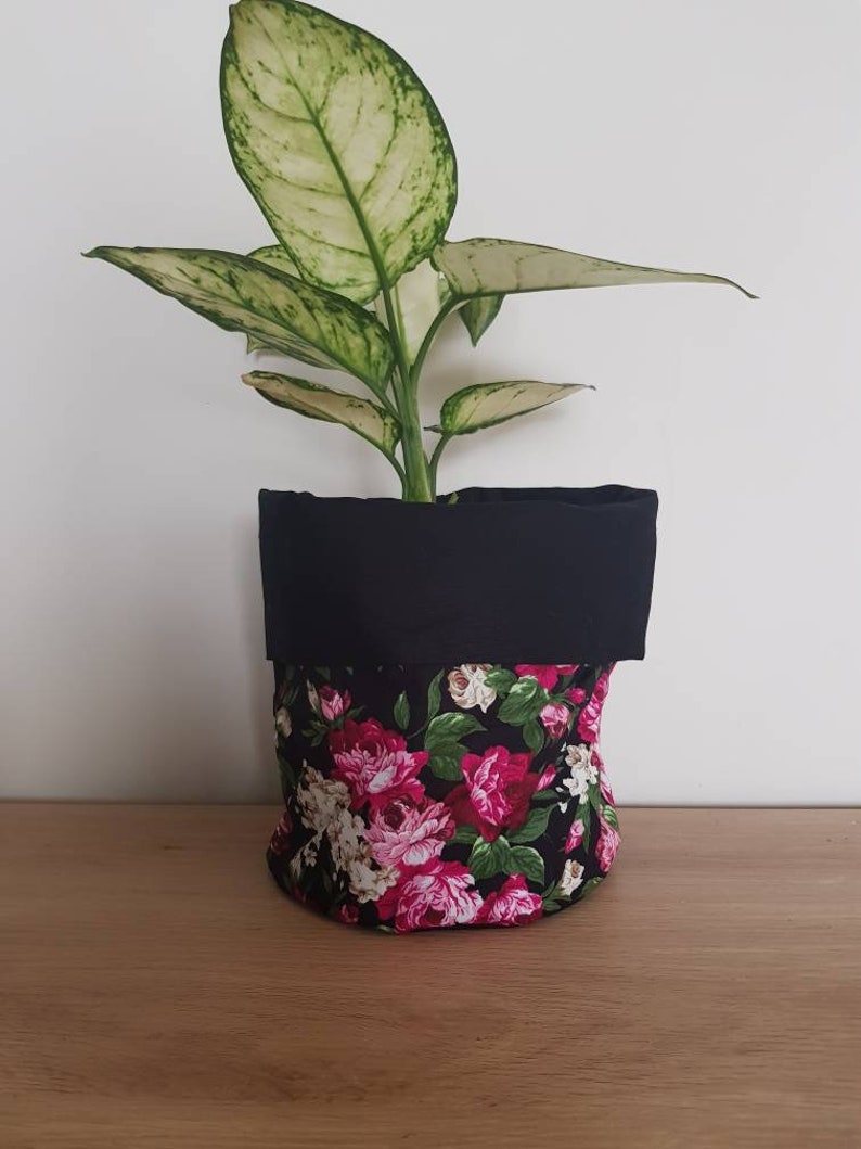 Fabric plant coverbasket Small Plant cozy reversible. Pot plant cover