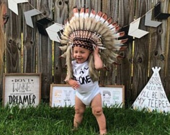 Bébé 9 à 18 mois 47cm/18.5inch Réplique indienne de coiffure faite avec les plumes blanches et noires brunes de cygne