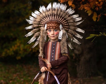 Kind 2 bis 5 Jahre 53cm/20,9 Zoll Indianer Kopfschmuck Replik aus weißen und schwarzen Schwanenfedern