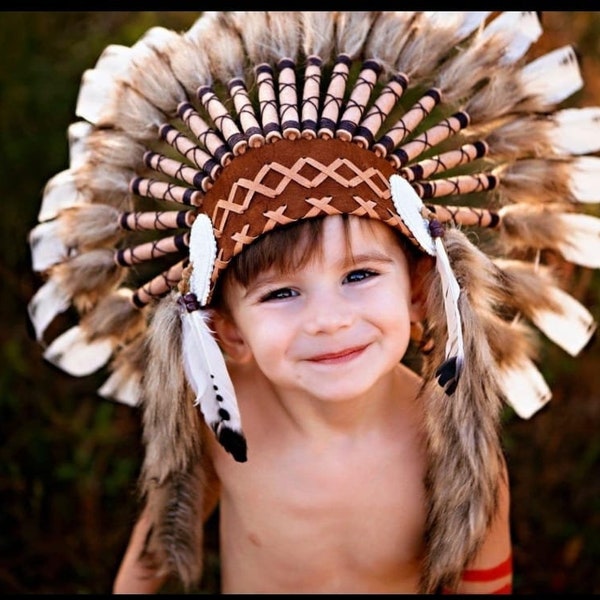 Enfant 2 à 5 ans 53cm/20.9inch Réplique indienne de coiffure faite avec des plumes blanches et noires de cygne