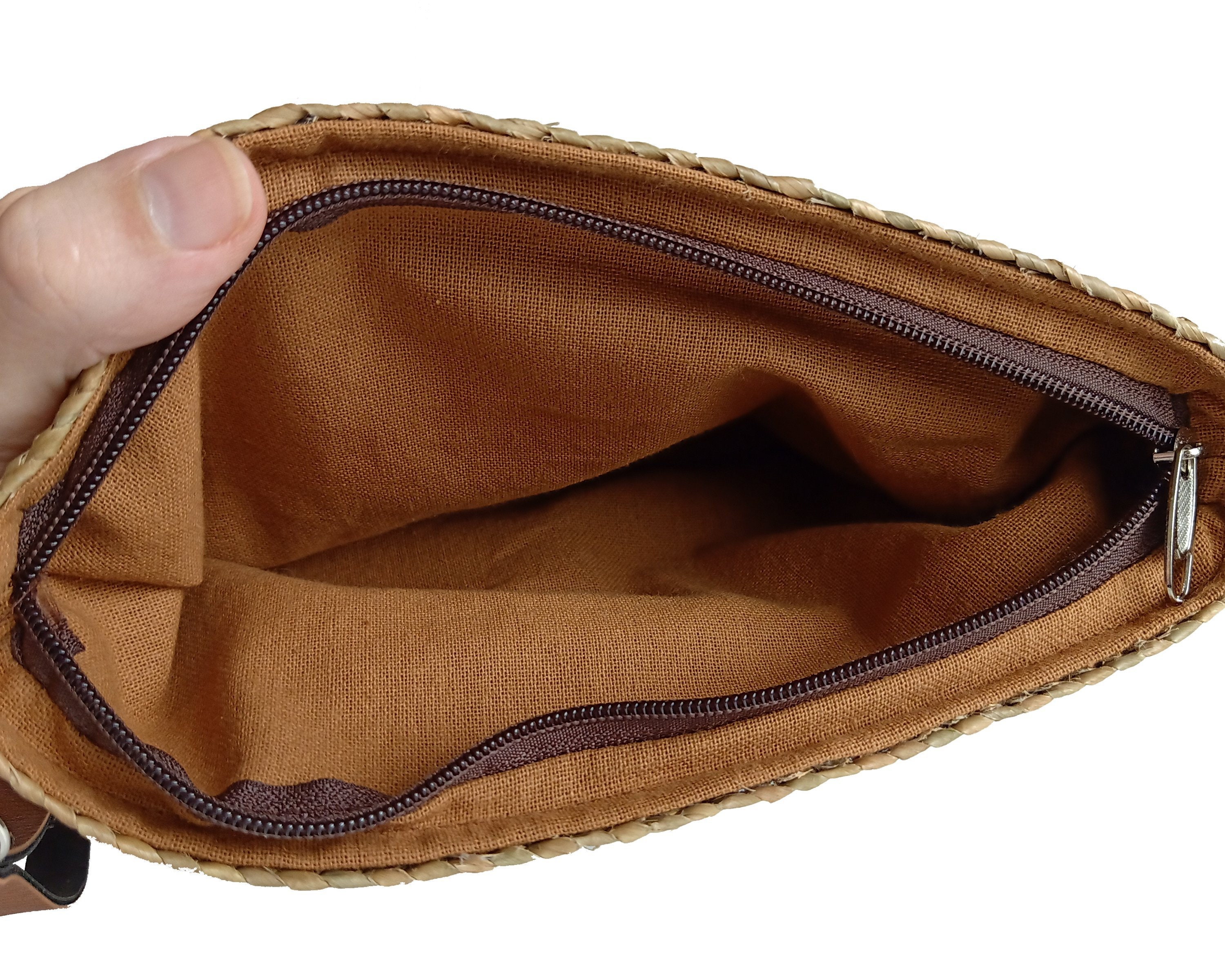 Woven straw wristlet natural color. Original and different Etsy