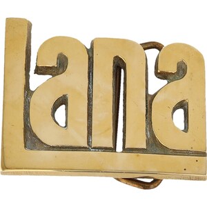 Etiqueta de nombre de latón nuevo Lana Laney Lani Lanna de los años 70 con hebilla de cinturón vintage Nos. Retro hippie hippy barra de letras de burbuja retro Hola mi Is