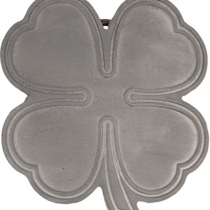 Four 4 Leaf Clover Luck Lucky Irish Ireland 1990s NOS Vintage Belt Buckle
