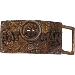 アンティーク バットマン バット スーパーヒーロー レア DC コミック ブック 映画 60 年代 ビンテージ ベルト バックル シンボル ロゴ ヒーロー TV ショー SF 全国定期刊行物 記念品