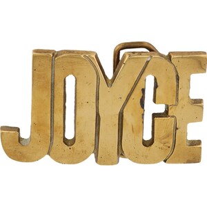 Etiqueta de nombre Joyce Joy Joycee Joya de latón nuevo, hebilla de cinturón vintage de los años 70 con letras de burbuja estilo hippie retro, barra con texto "Hola, mi hijo"